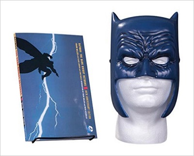 Batman: The Dark Knight Returns Book and Mask Set