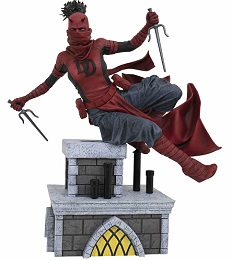Marvel Comic Gallery Elektra as Daredevil PVC Statue