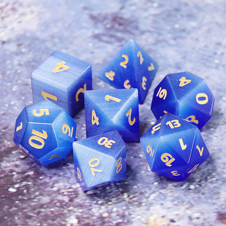 Cats Eye (Blue) 7 Dice Set (HD) with Case