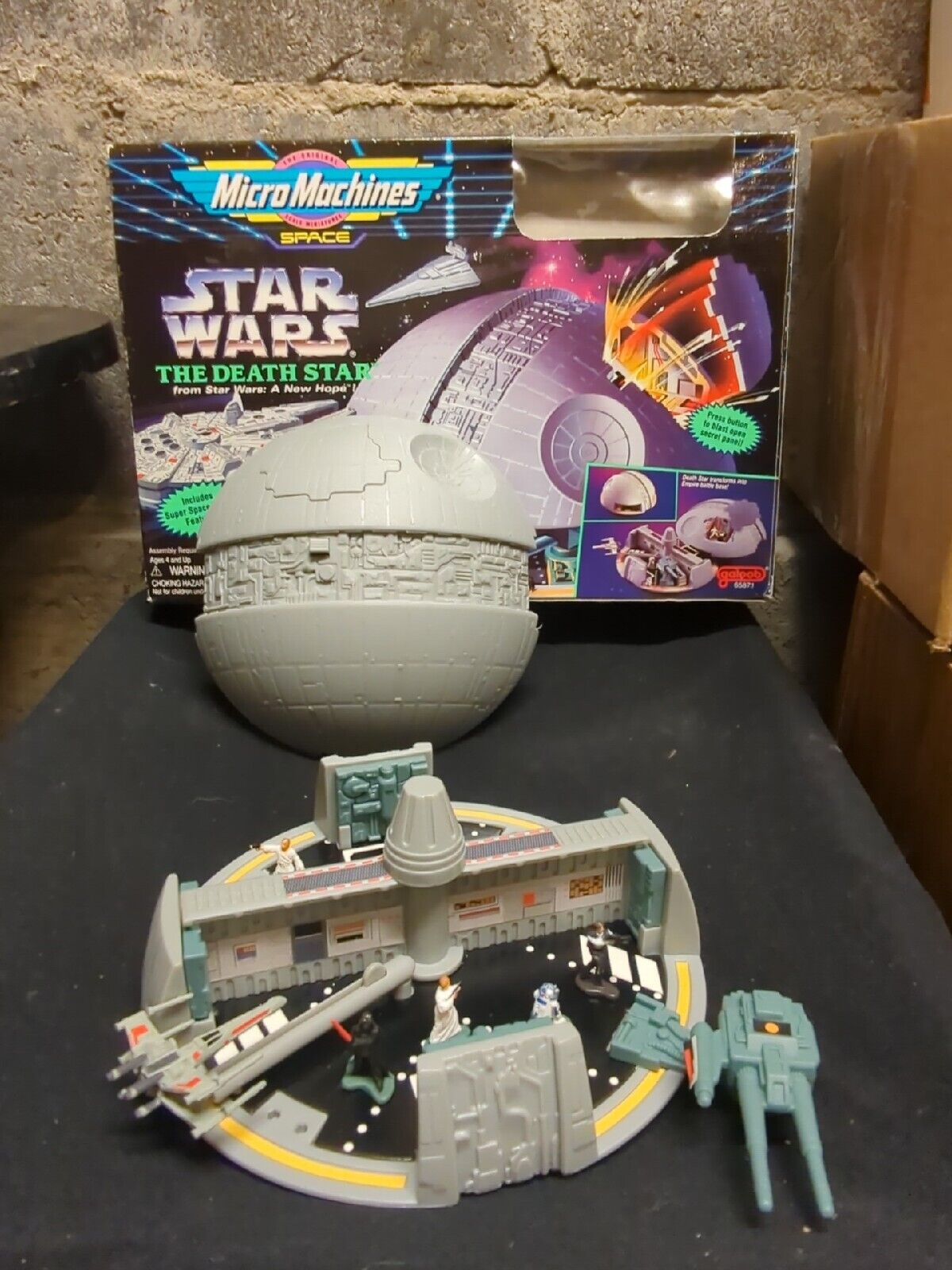 MicroMachines: Star Wars: The Death Star Playset (1994) - Used